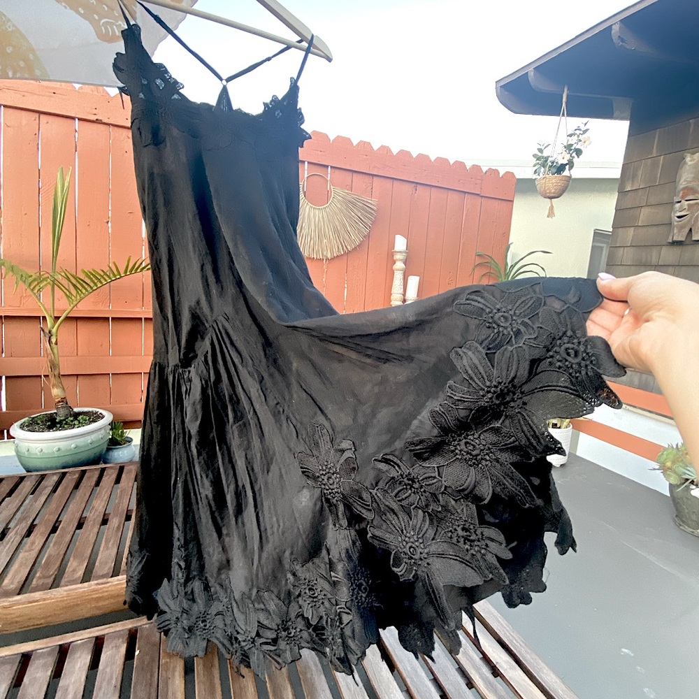 (SOLD) NWT MARE MARE Black midi dress size S or M